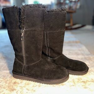 Koolaburra by UGG Black Suede Boots with Fur Lining women's size 10